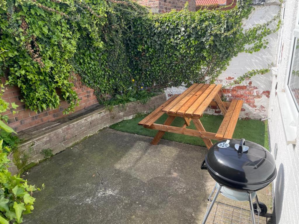 Cosy Home In Historical Beverley Town With Parking Bagian luar foto